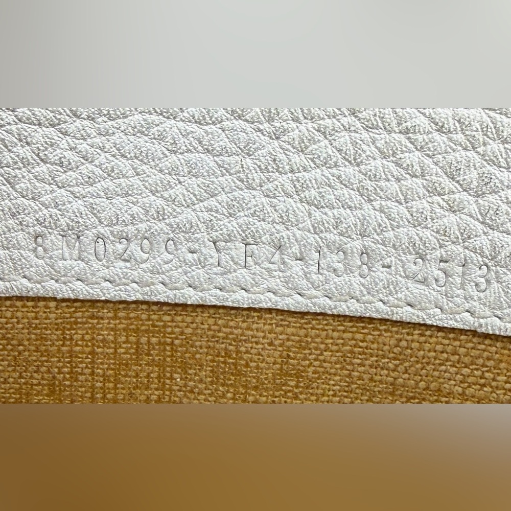 Fendi Selleria White Pebbled Leather Zip Around Wallet | Fendi Roma | Full Set - Picture 11 of 11